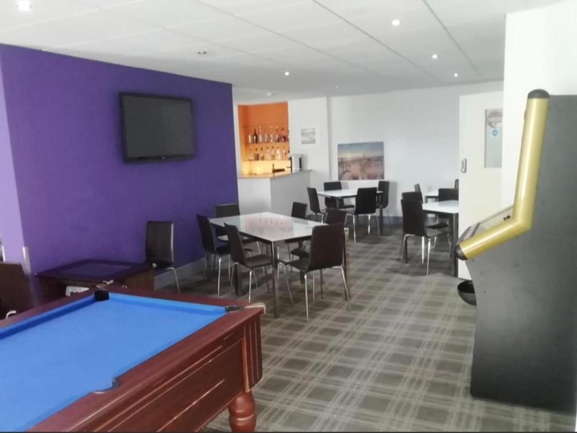 Oyo Wave Crest Hotel Blackpool Esterno foto