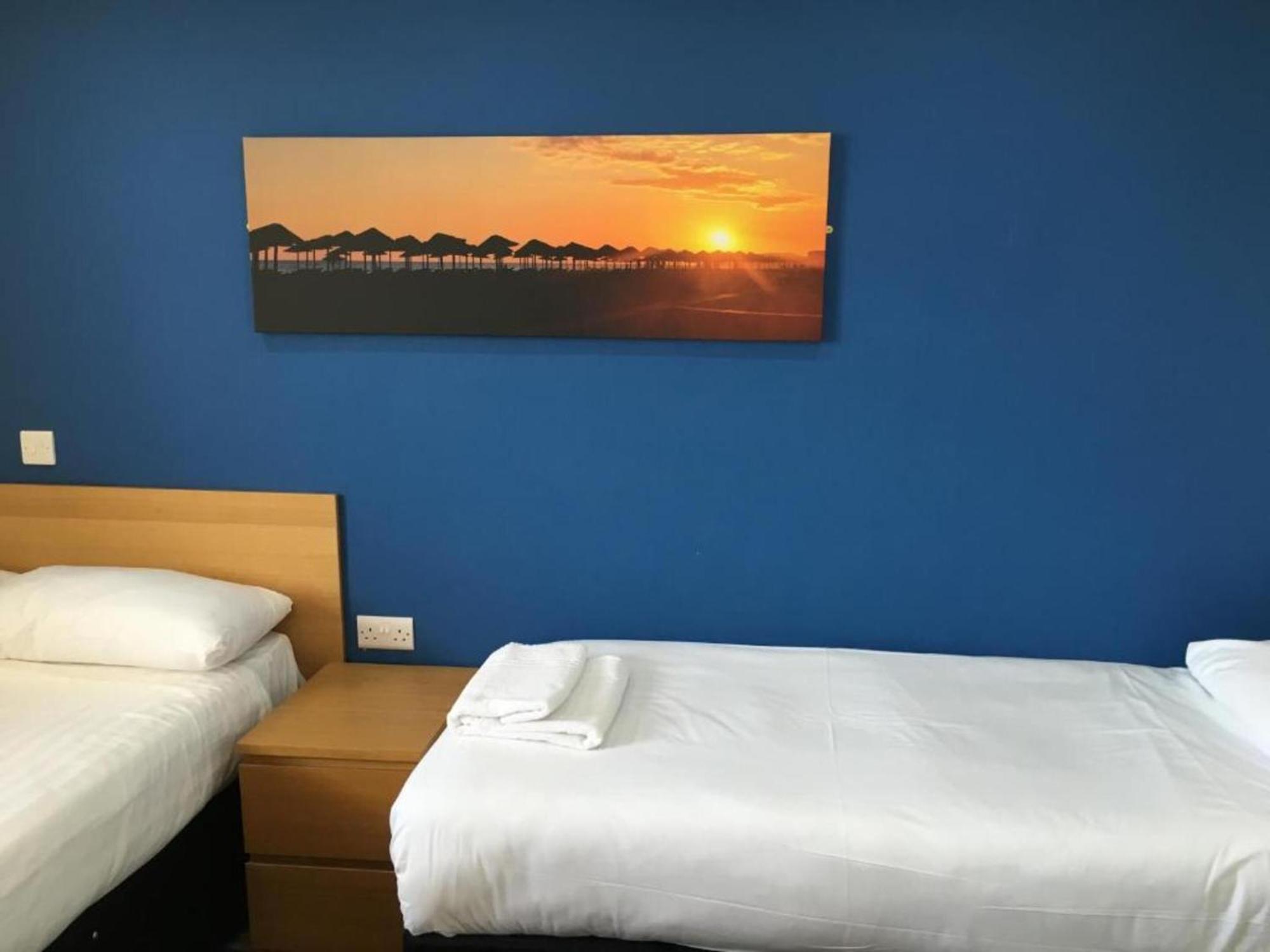 Oyo Wave Crest Hotel Blackpool Esterno foto