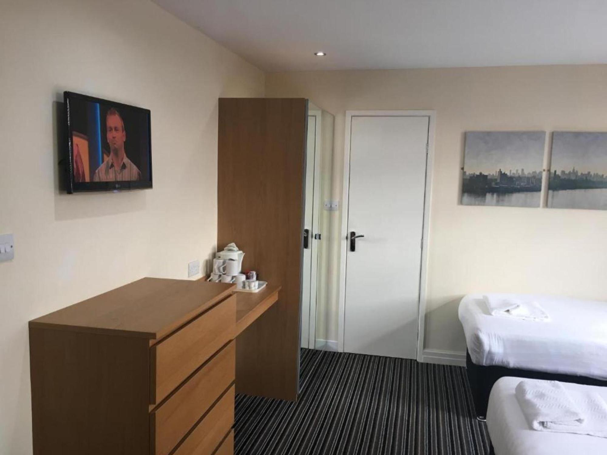Oyo Wave Crest Hotel Blackpool Esterno foto