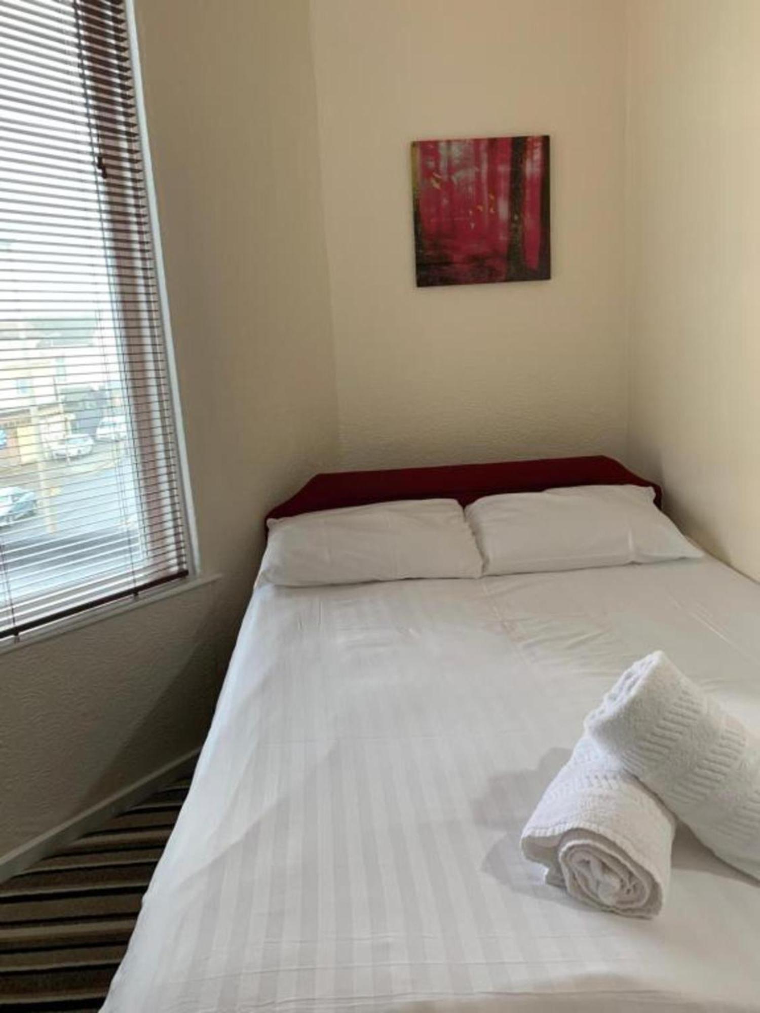 Oyo Wave Crest Hotel Blackpool Esterno foto
