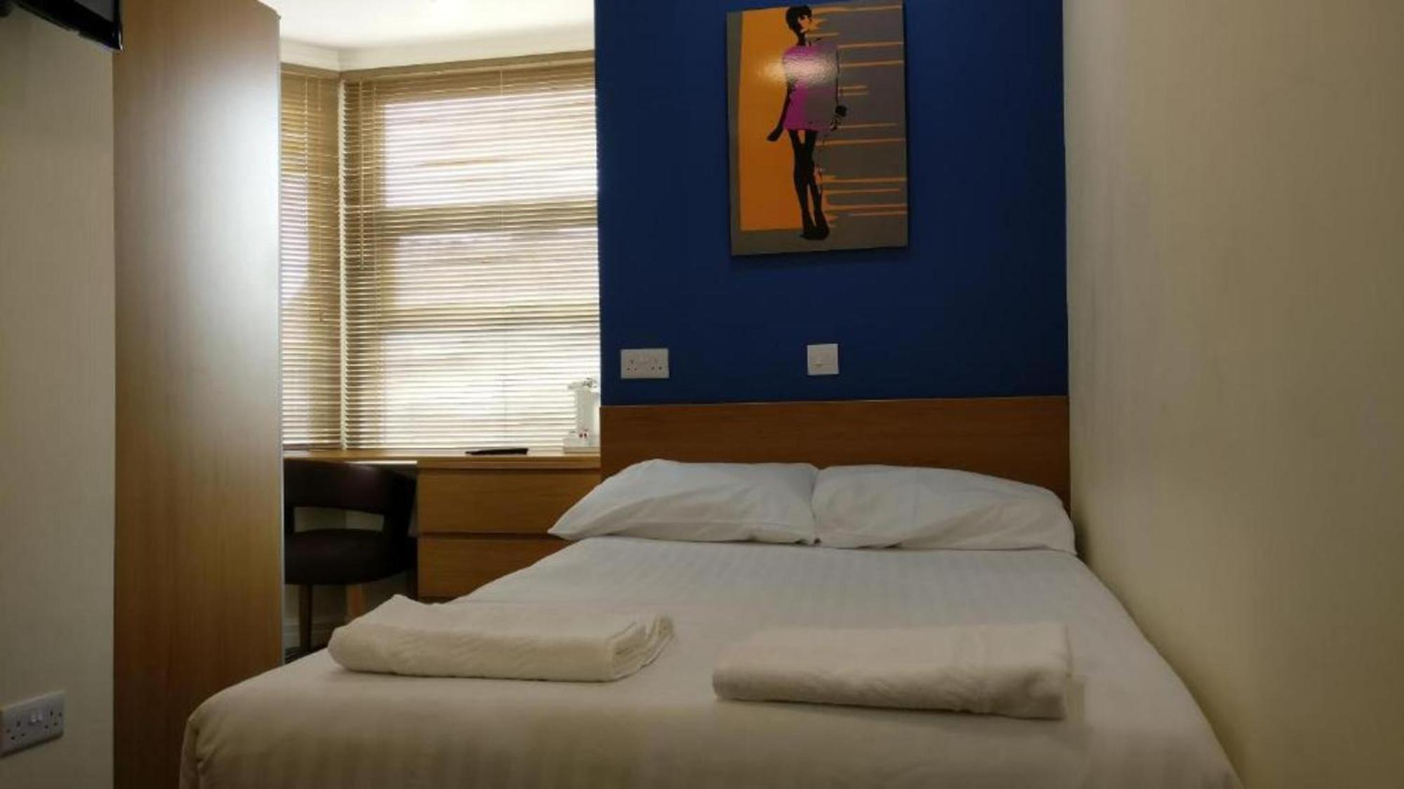 Oyo Wave Crest Hotel Blackpool Esterno foto